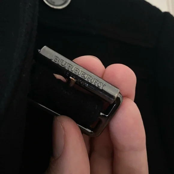 Burberry Classic Black Trench Coat - Picture 9 of 16